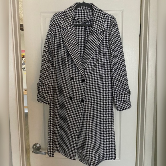 SHEIN Houndstooth Overcoat Sz 6 EUC - Picture 3 of 11